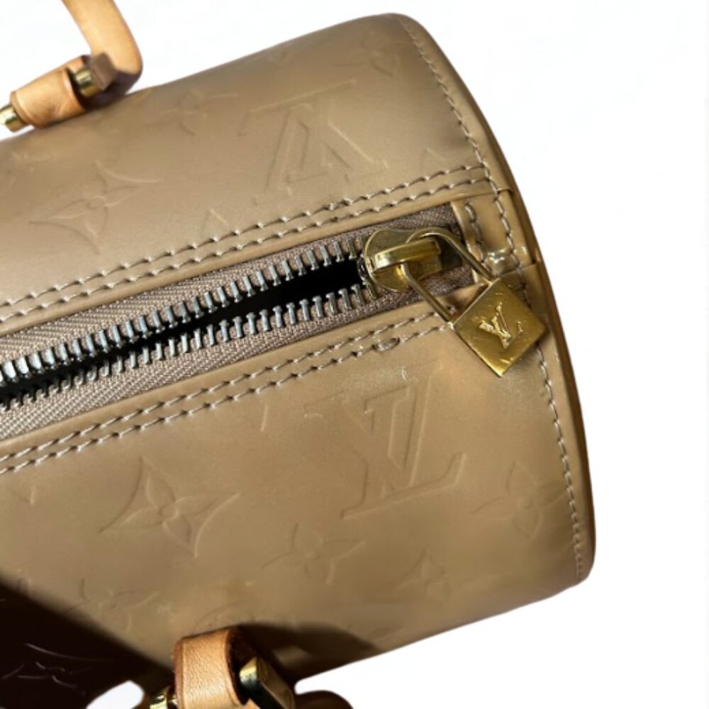 Vintage LV AUTH Bedford Handbag Beige Vernis - Picture 8 of 14